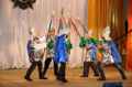 Танец "Есть на Руси богатыри" исполняют учащиеся Нижнепоповской школы
