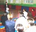 Психолог Н.И. Прохорова выступает на родительском собрании в Нижнепоповской школе