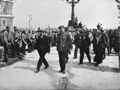 В.И. Ленин и А.В. Луначарский инспектируют Красну Гвардию. 1918г