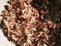 Табачная крошка, полученная из высушенных кустов